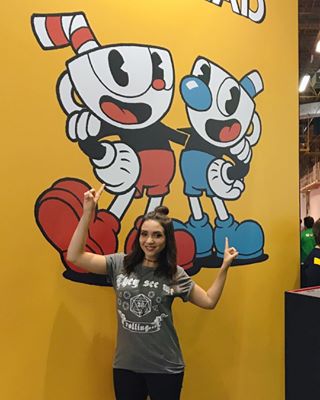 COMEÇOU! ❤️ #BGS2017 já tá bombando no meu stories e estarei aqui todos os dias apresentando os concursos de cosplay no palco #KinoplexCosplayZone! Vem assistir 😍 #BGS #brasilgameshow #cuphead #xboxnabgs