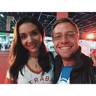 #TBT especial BGS e reencontrando o @Panettoni! 🍰 😂 Já viu o vídeo da semana no canal? Tá cheio de feras, games e zoeirinhas pra toda família se divertir kkk 📽 YouTube.com/FernandaPineda [link no perfil]