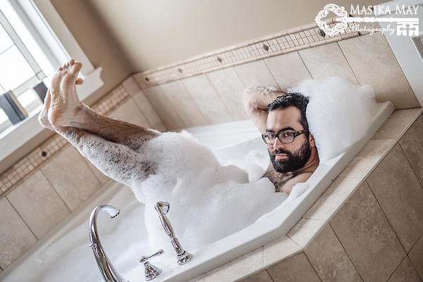 man_boudouir2